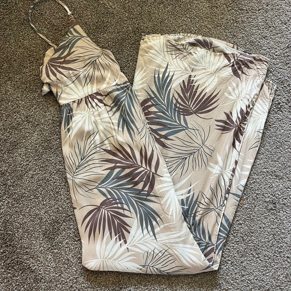 Final Touch Palm Print Jumpsuit Wide Leg‎ Spaghetti Strap Tan Size L - Picture 2 of 12